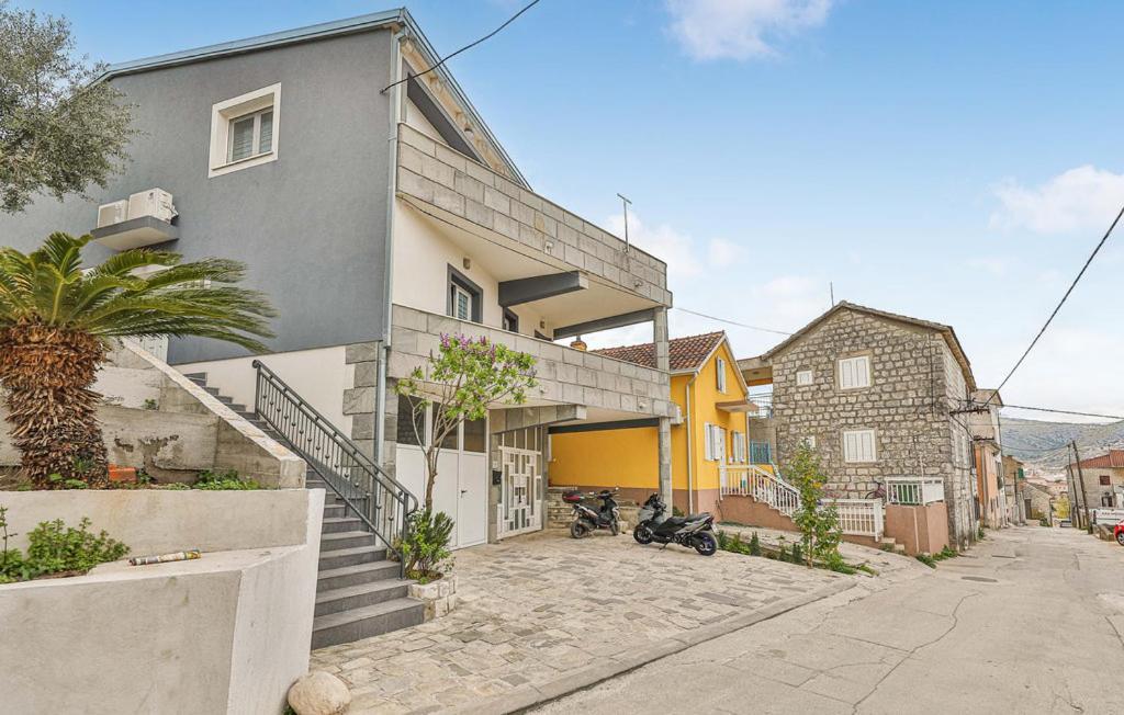 Premium Apartment With Jacuzzi Trogir Exterior photo